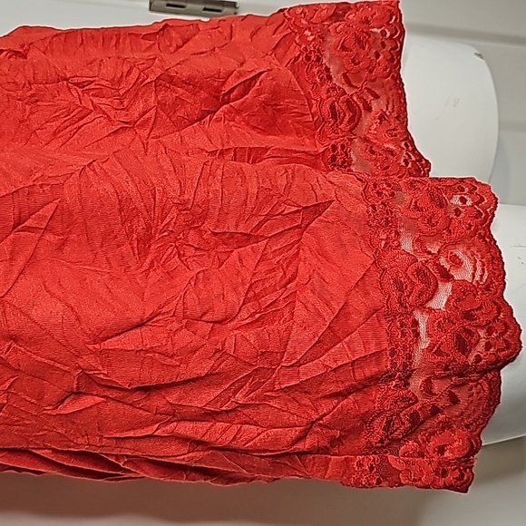 Maurices Lace Trimmed Tank Top Bundle - Picture 9 of 16